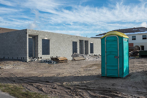 Portable Toilet Options We Offer in Pearsall, TX